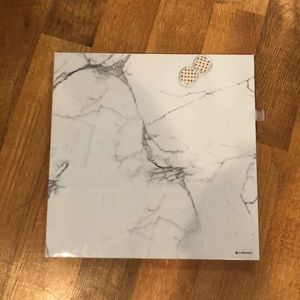 marble hanging white board